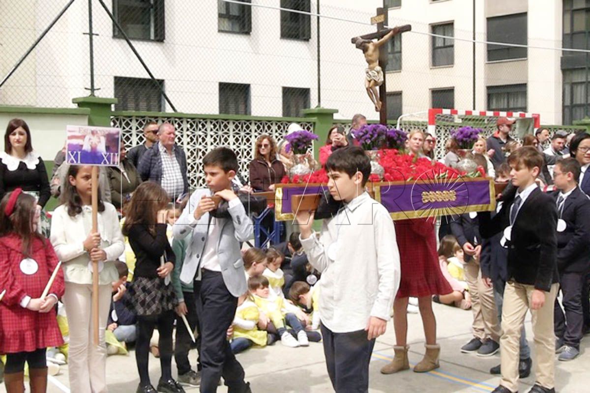 pequenos-colegio-inmaculada-procesion-cuaresma-027-portada
