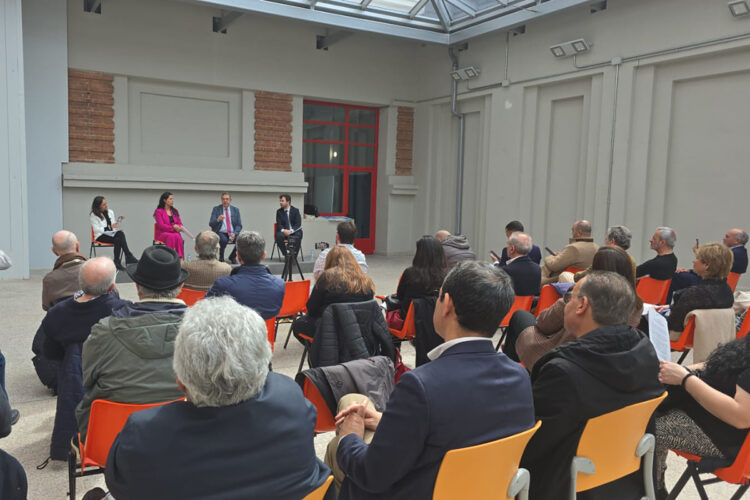 periodistas-espanoles-marroquies-se-unen-luchar-004