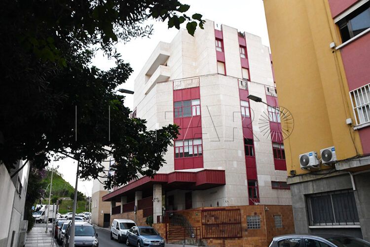permisos-residencia-formacion-investigacion-policial