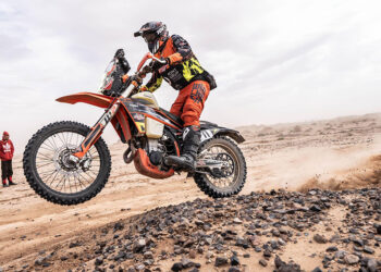 piloto-gerardo-pizones-baja-tt-dehesa-extremadura-2025-2