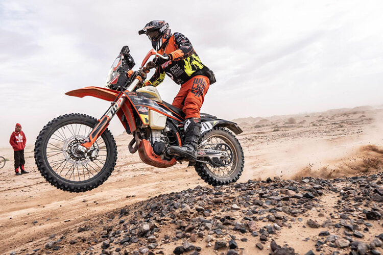 piloto-gerardo-pizones-baja-tt-dehesa-extremadura-2025-2