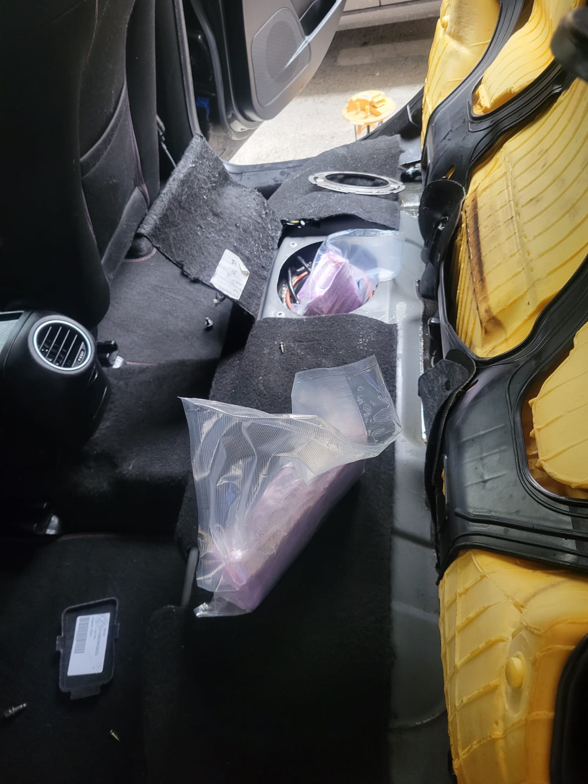 ruta-hachis-dos-espanoles-marroqui-rumana-detenidos-trafico-drogas-31-kilos-hachis-2