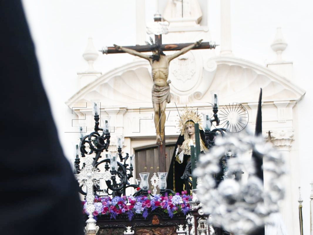 salida-procesional-hermandad-vera-cruz-semana-santa-2025