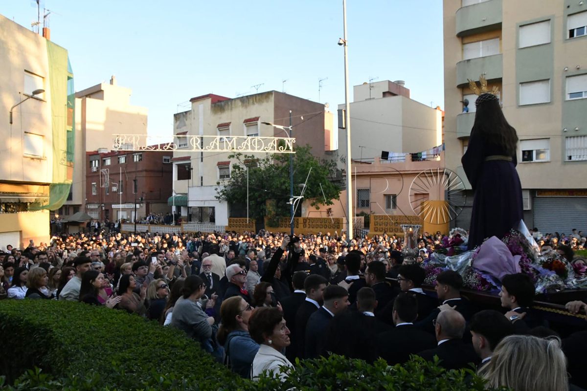 senor-ceuta-mantiene-tradicion-libera-preso-004