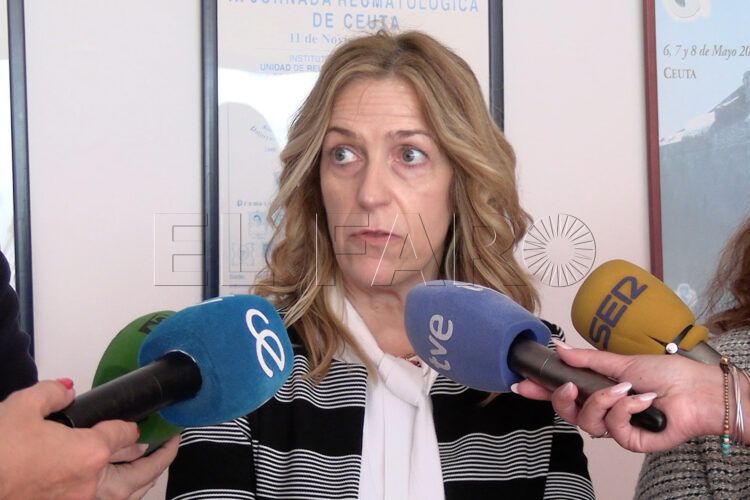 visita-directora-general-ingesa-15-aniversario-huce-2