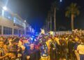 FOTOS-aficionados-esperan-heroes-ascenso-puerto-ad-ceuta
