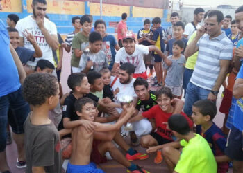 aisar-ahmed-hijo-viento-barrio-001