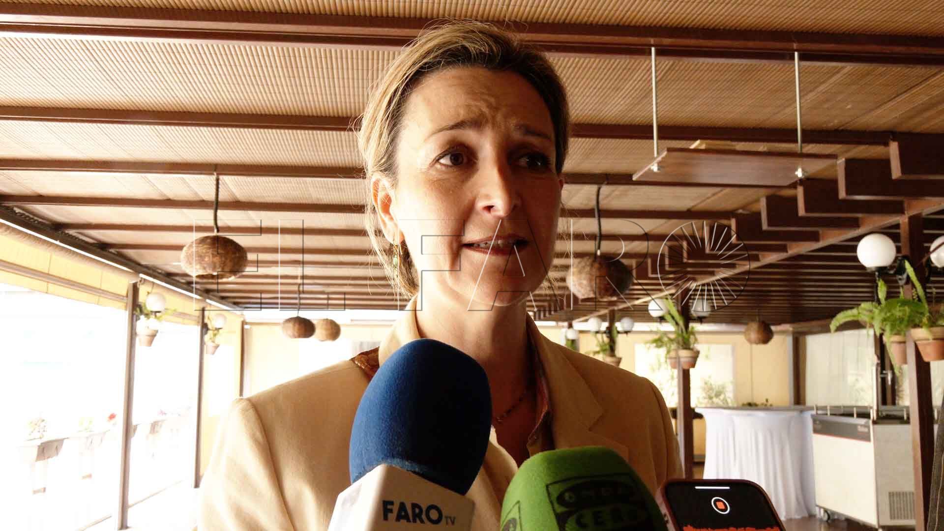 angela-miguel-candidata-presidencia-cepyme-reunion-confederacion-empresarios-ceuta-22
