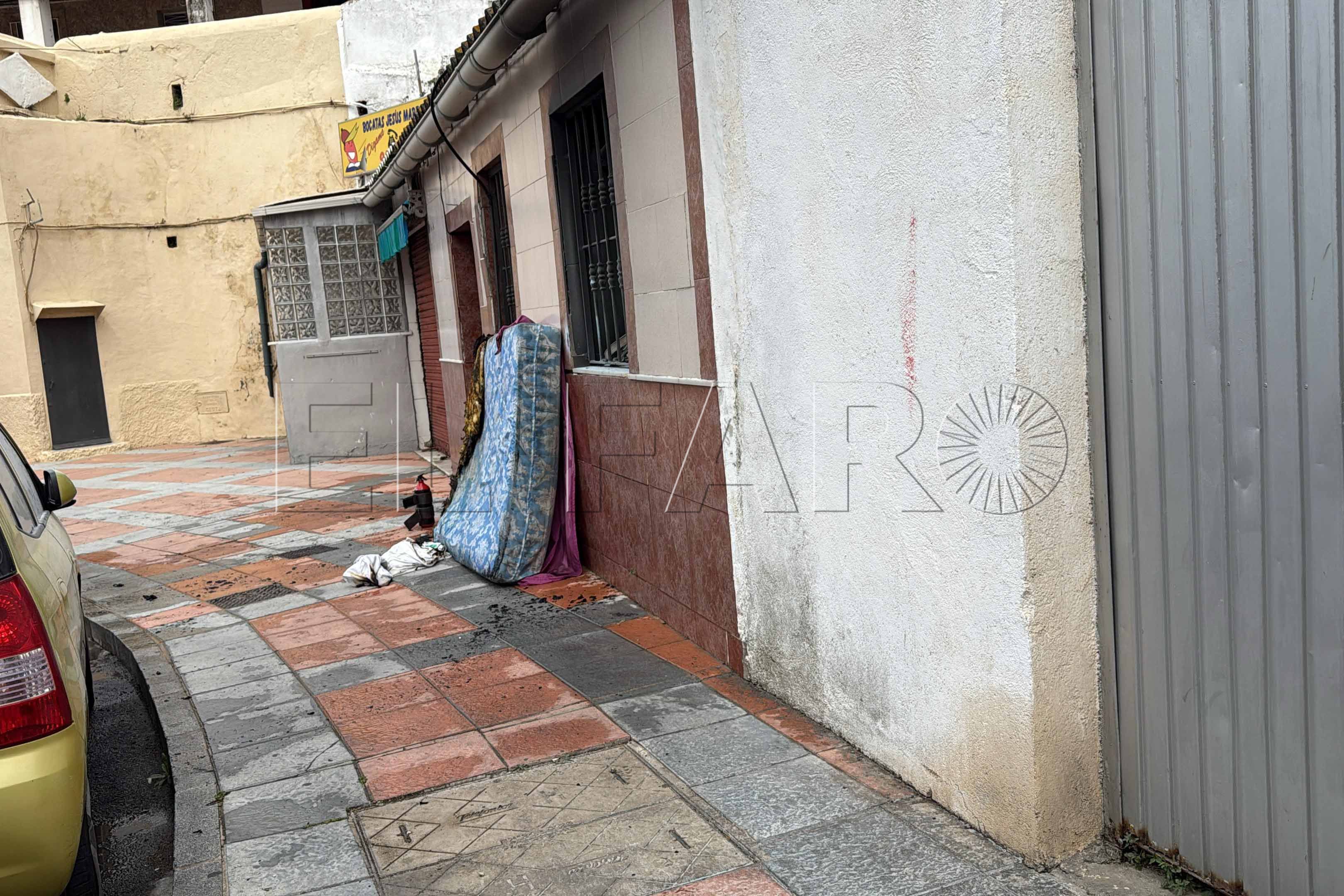 bomberos-actua-incendio-vivienda-juan-i-portugal-4