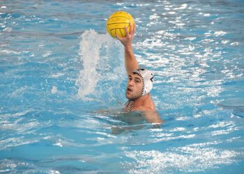 caballa-cae-rubi-lucha-permanencia-waterpolo
