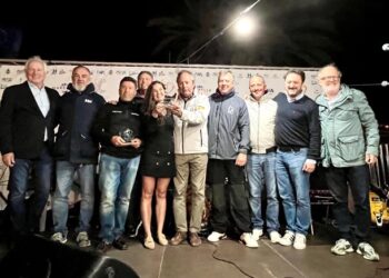 ceuta-emociona-sergio-llorca-recoge-trofeo-campeon-002