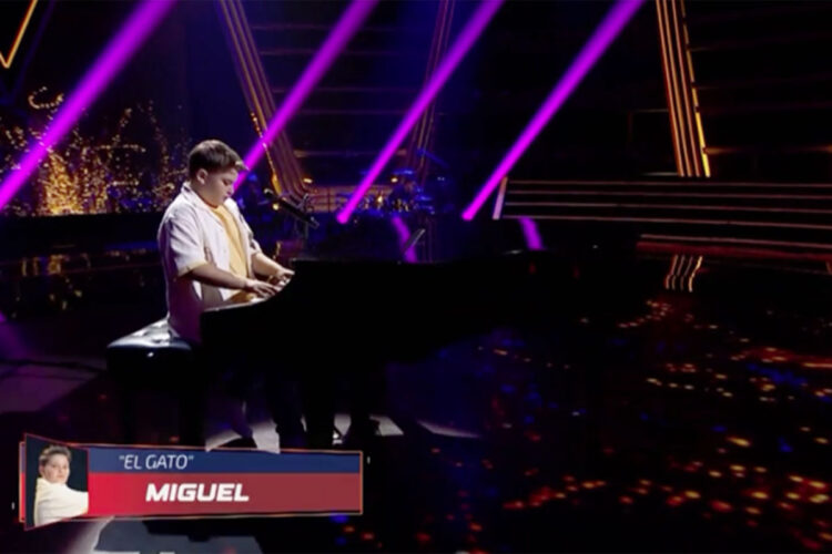 ceuta-voz-kids-miguel-ramirez-sorprendera-gato-piano