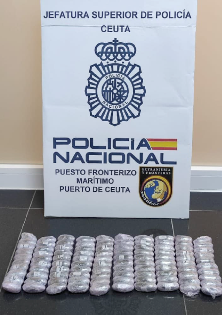 hachis-ceuta-algeciras-1-mujer-2-menores-cargados-droga-hachis-3