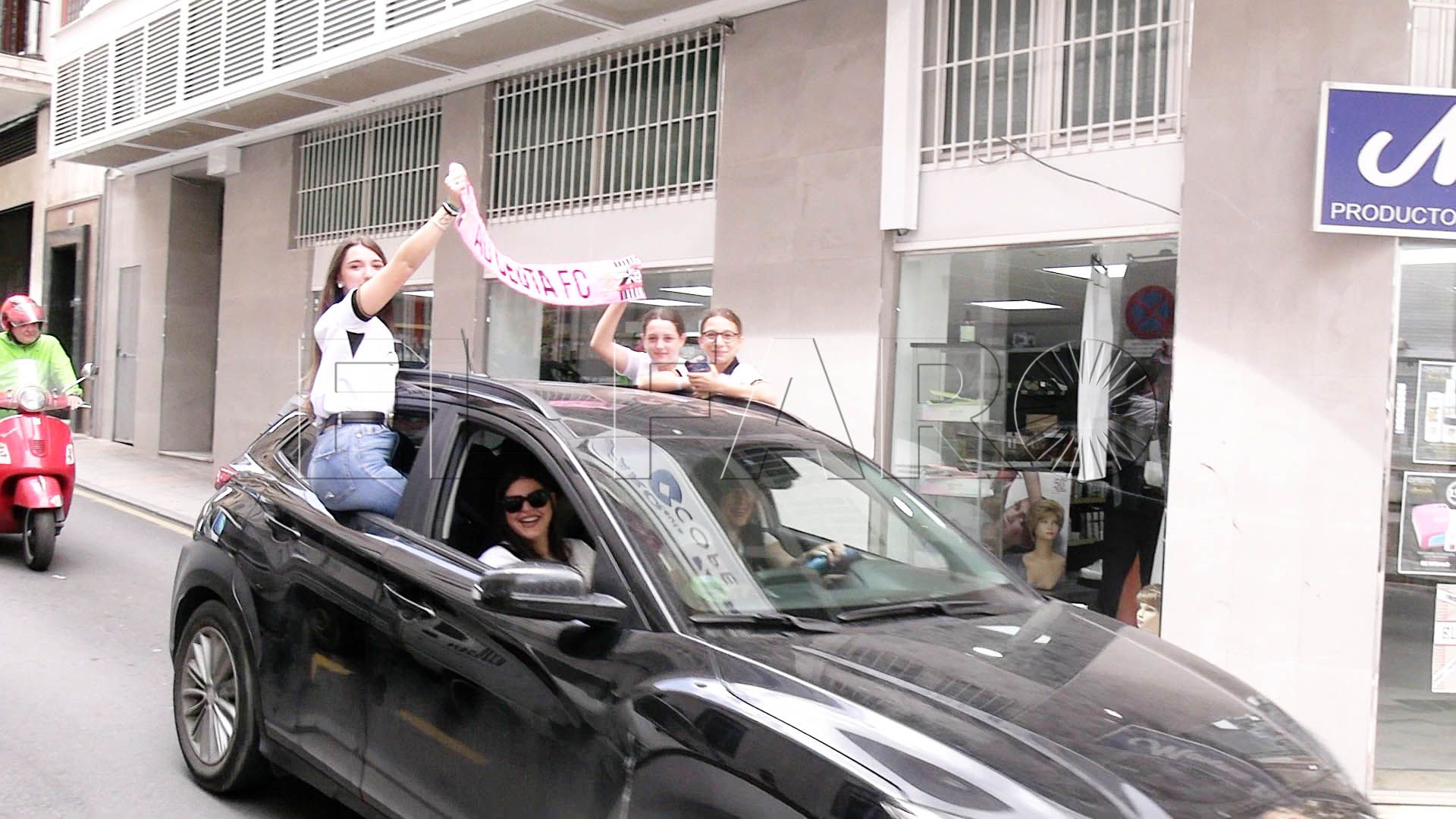 hinchas-caravana-pasion-ceuta
