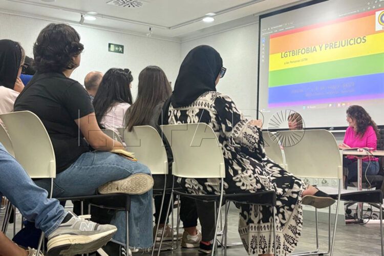 lgtbifobia-mitos-colectivo-jornadas-realidades-lgtbi-005