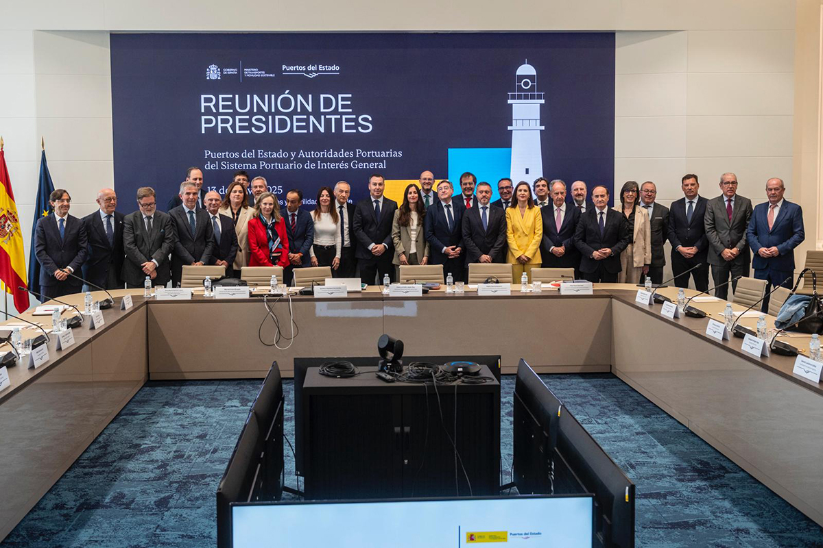 puerto-ceuta-encuentra-autoridades-portuarias-002