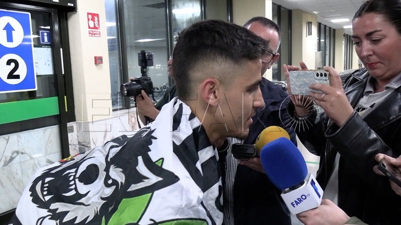reacciones-tras-llegada-protagonistas-ceuta-004