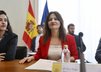 sectorial-menores-ministra-sira-rego