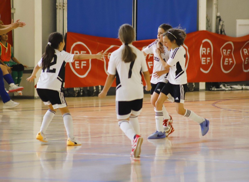 seleccion-sub-10-femenina-debuta-buen-pie-001