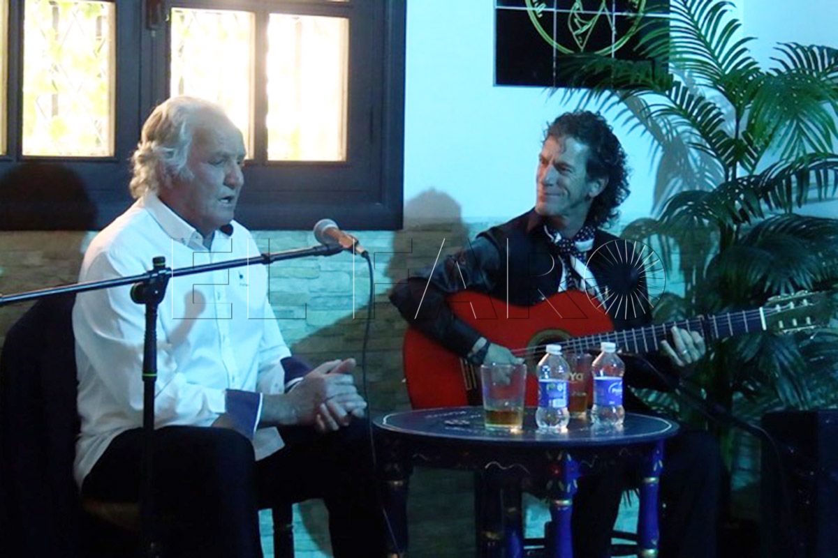 tarde-tertulia-flamenca-antonio-hueso-jose-carlos-torres-018-portada