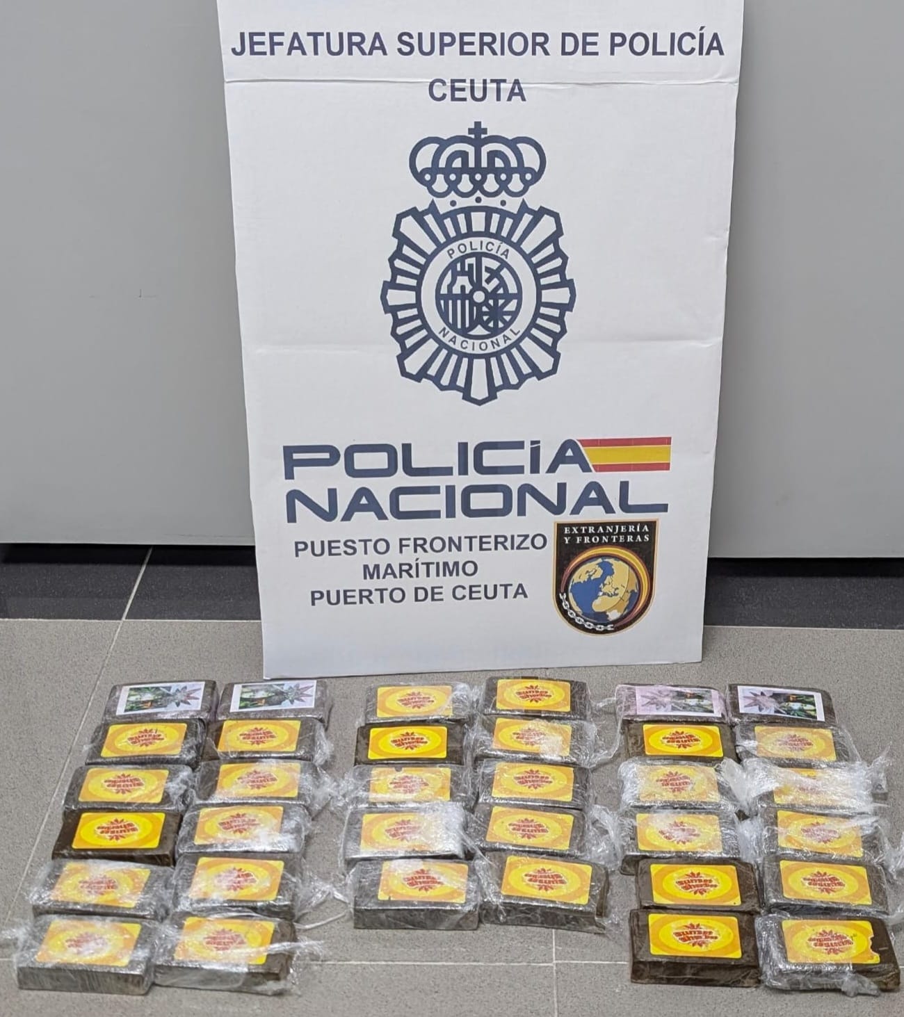tres-mujeres-detenidas-hachis-puerto-1