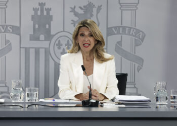 yolanda-diaz-gobierno-da-luz-verde-reduccion-jornada-laboral-3.jpg